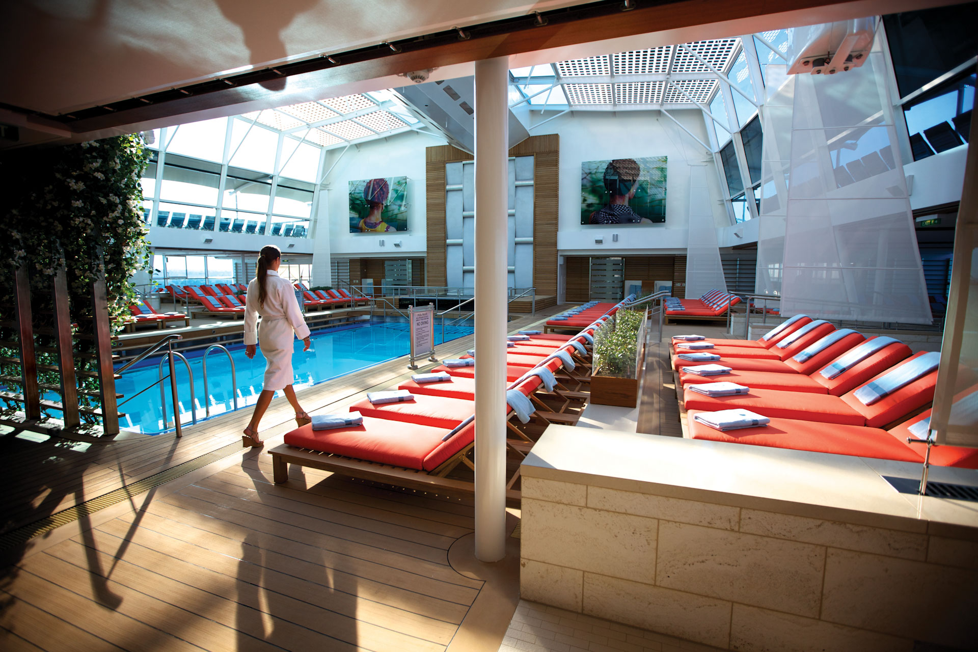images/Ship photos/Silhouette 嘉印號/9a_CEL_SI_Solarium_1 (1)_edited.jpg